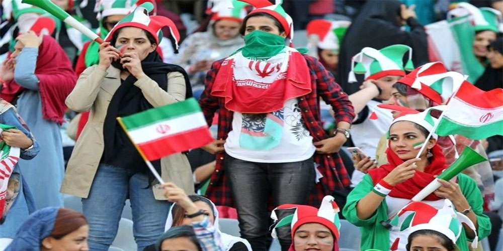در نقد رفتار هواداری در فوتبال ایران: یک رابطه فلزی !