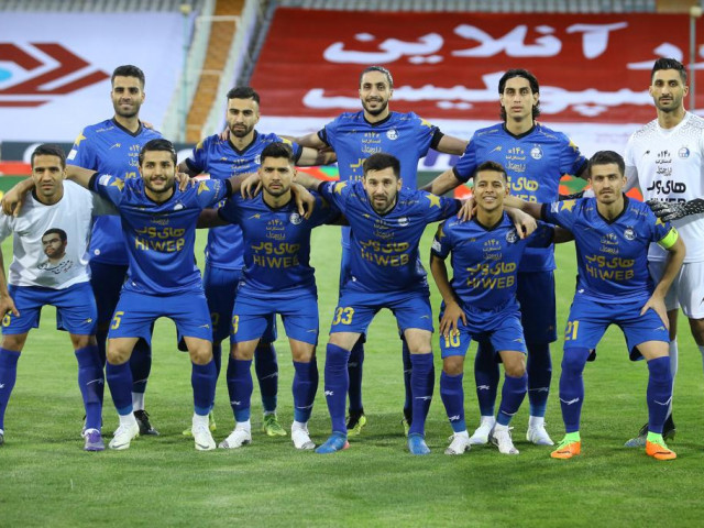تیم استقلال در دربی
