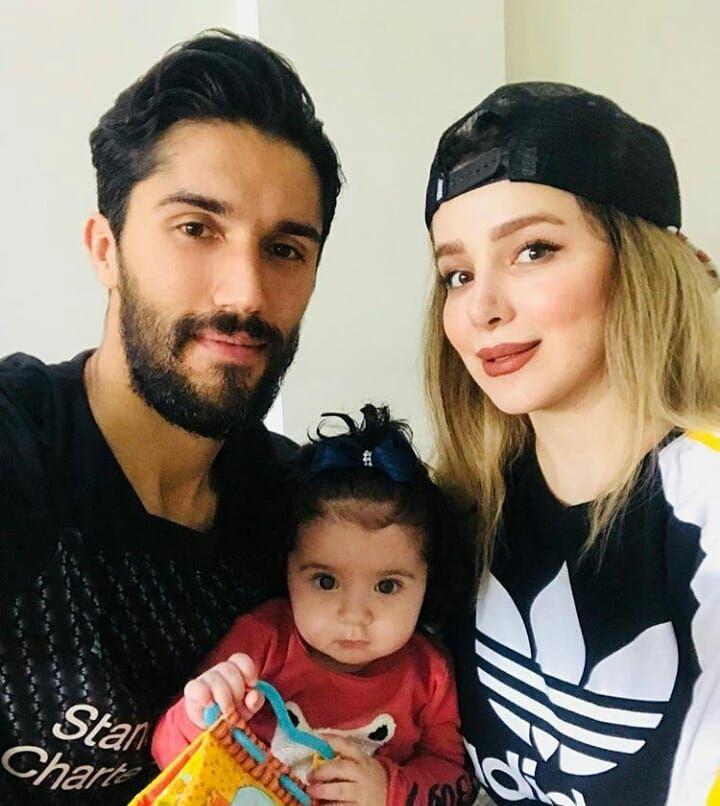 عکس حسین حسینی و فرزندانش