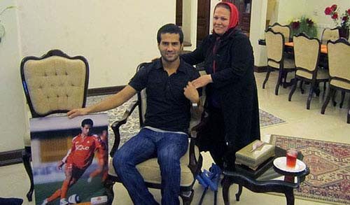 مسعود شجاعی و مادرش - اخبار استقلال مسعود شجاعی و مادرش