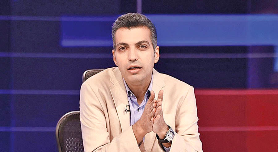 والپیپر عادل فردوسی پور برای کامپیوتر