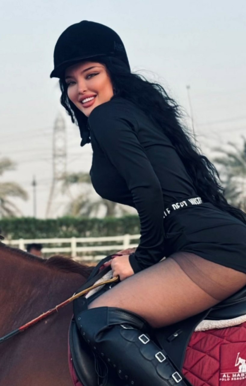 عکس همسر سپهر حیدری در دبی