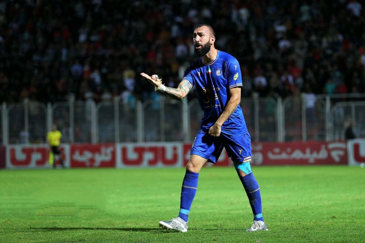 روزبه چشمی از پرسپولیس به استقلال