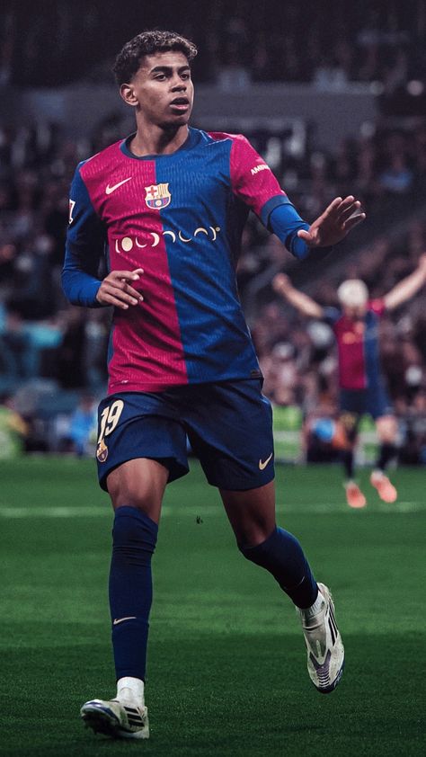 Lamine Yamal wallpaper