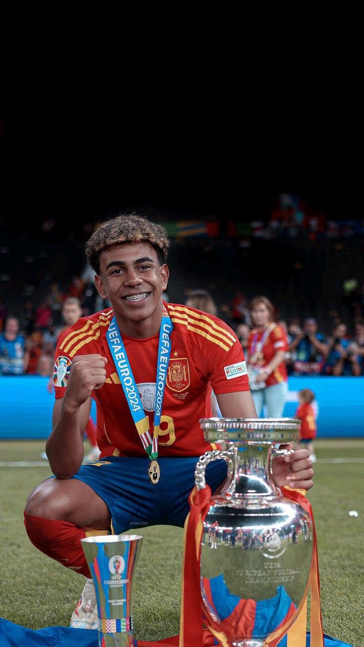 جام های لامین یامال