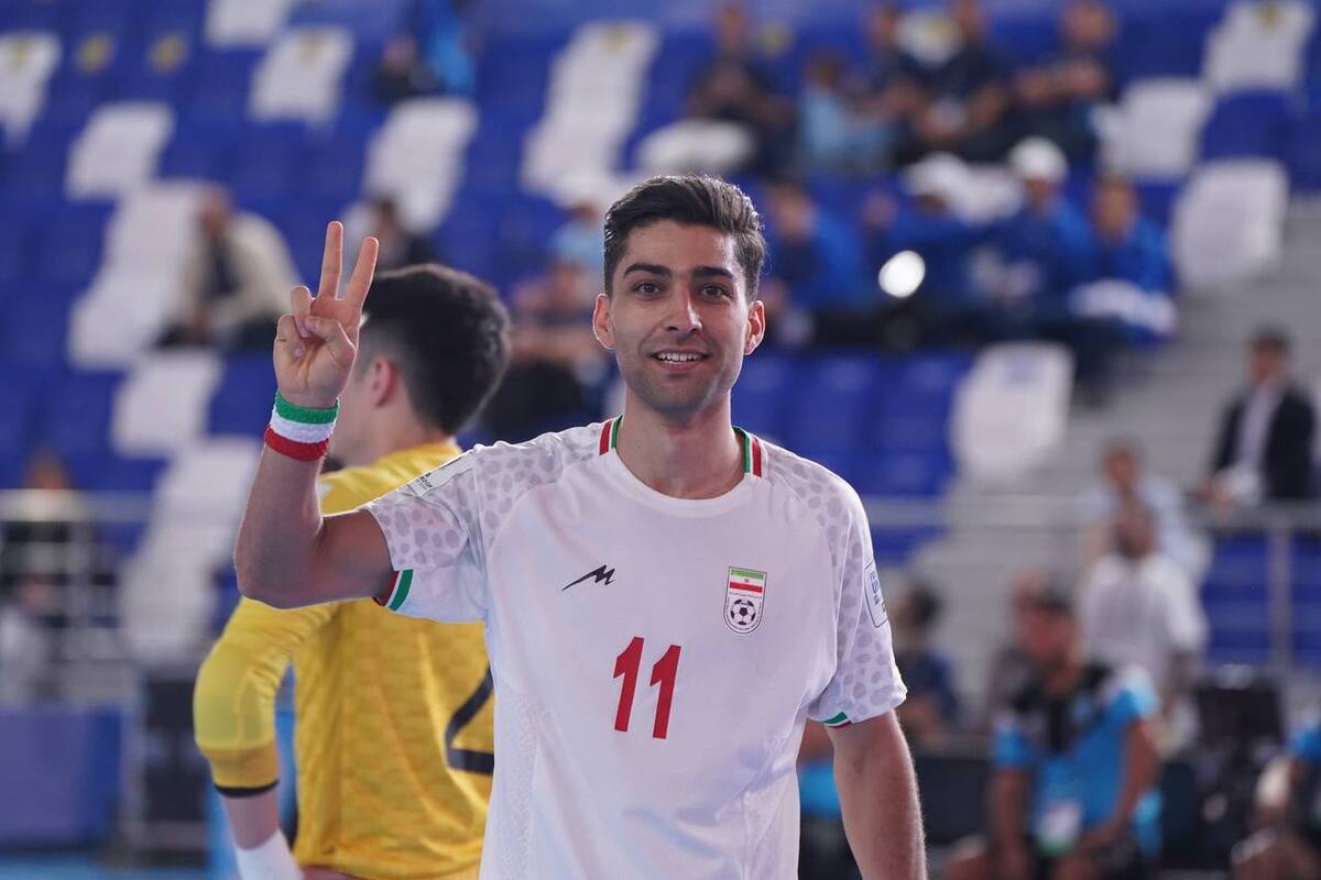 والپیپر مهدی کریمی ۲۰۲۵ 