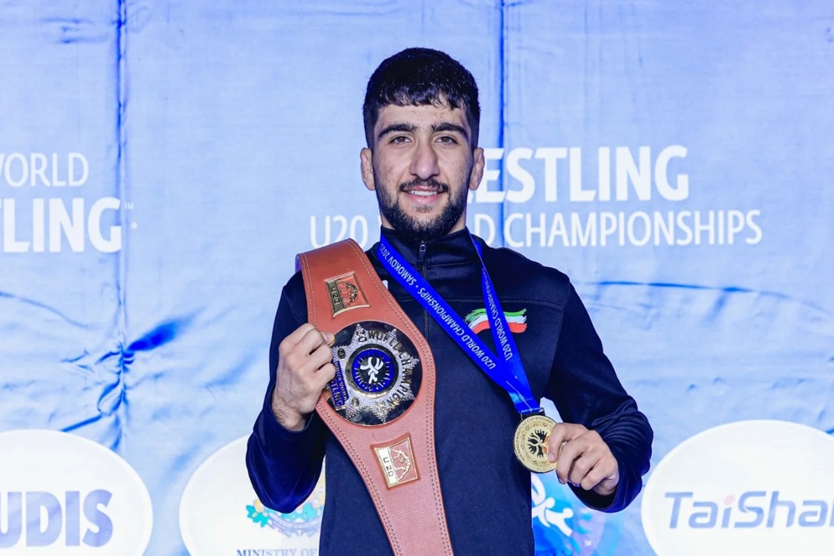 عکس پیام احمدی کشتی گیر