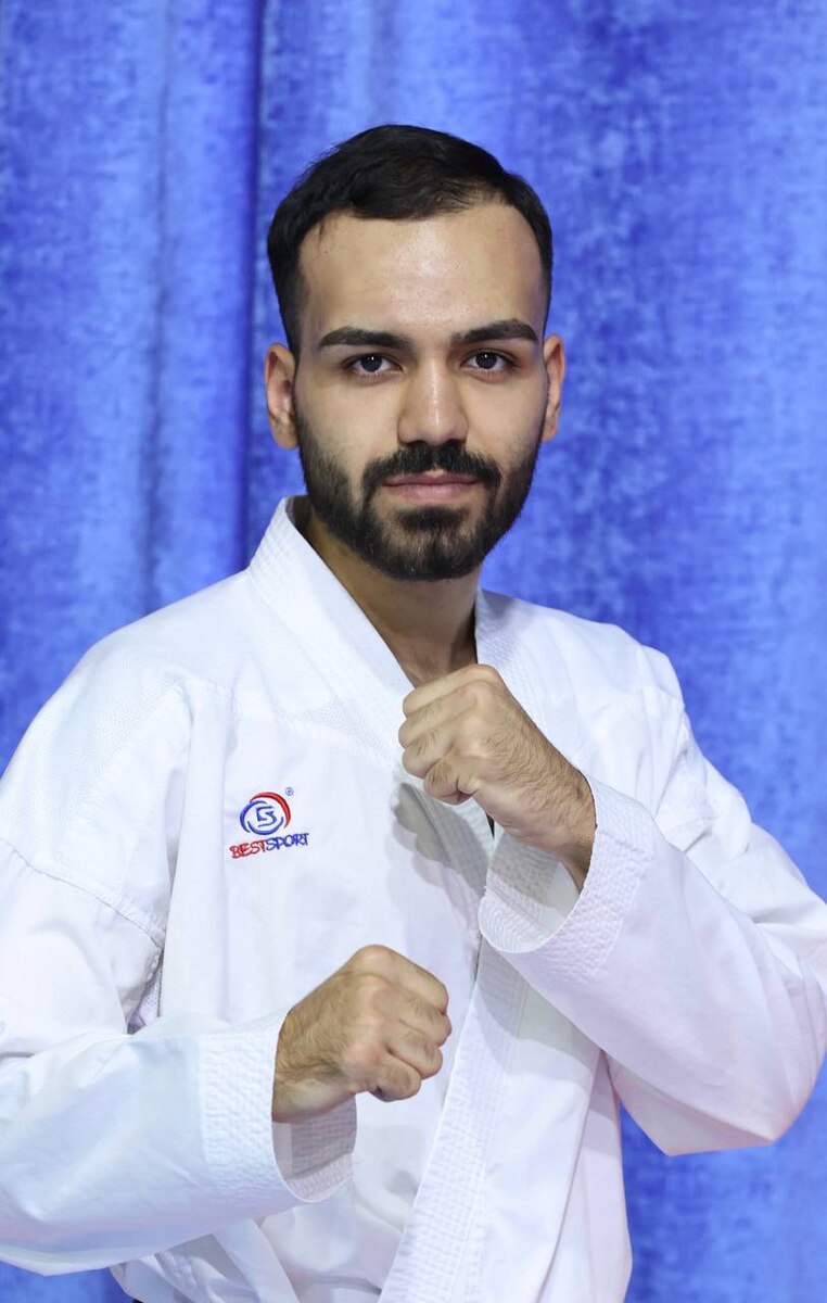 امیر رضا برزویی ویکی پدیا