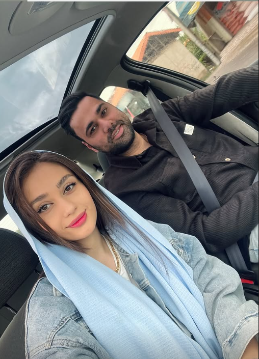 عکس مبینا حیدری و همسرش