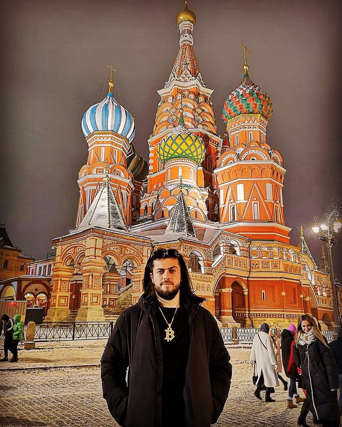 عکس جنجالی عارف شعبده باز