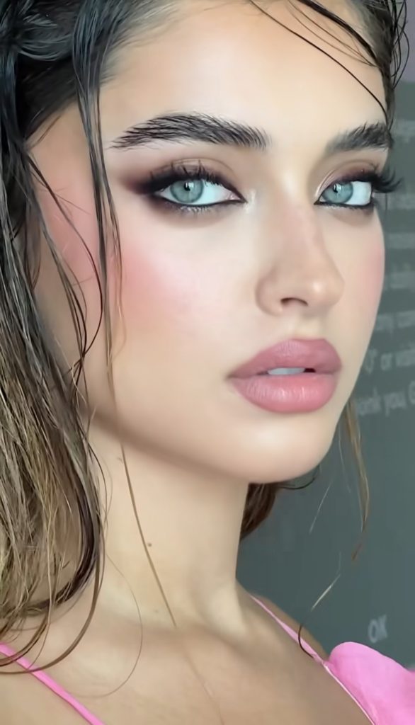 عکس کیمیا حسینی زیباترین زن ایرانی