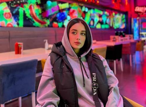 عکس مبینا حیدری بلاگر