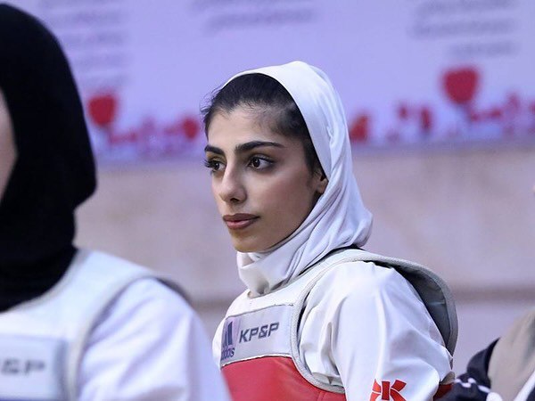 عکس جدید مهلا مومن زاده