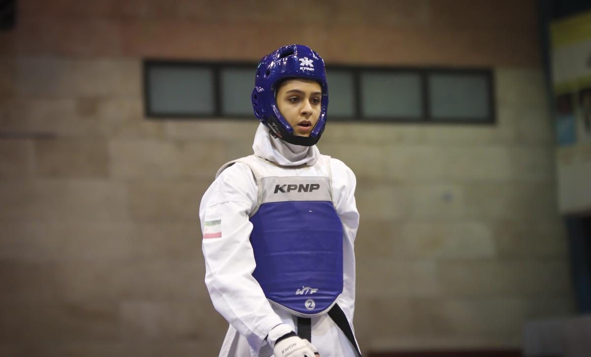 نسترن ولی زاده عکس