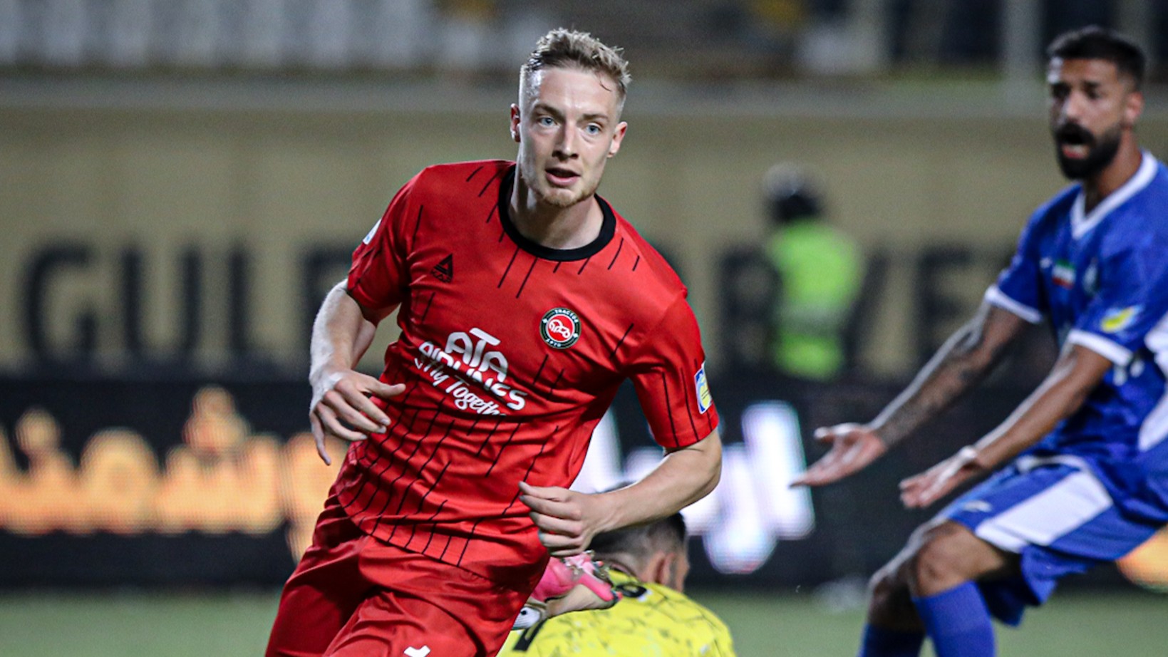 عکس تومیسلاو اشترکالی در تراکتور عکس تومیسلاو اشترکالی در تراکتور