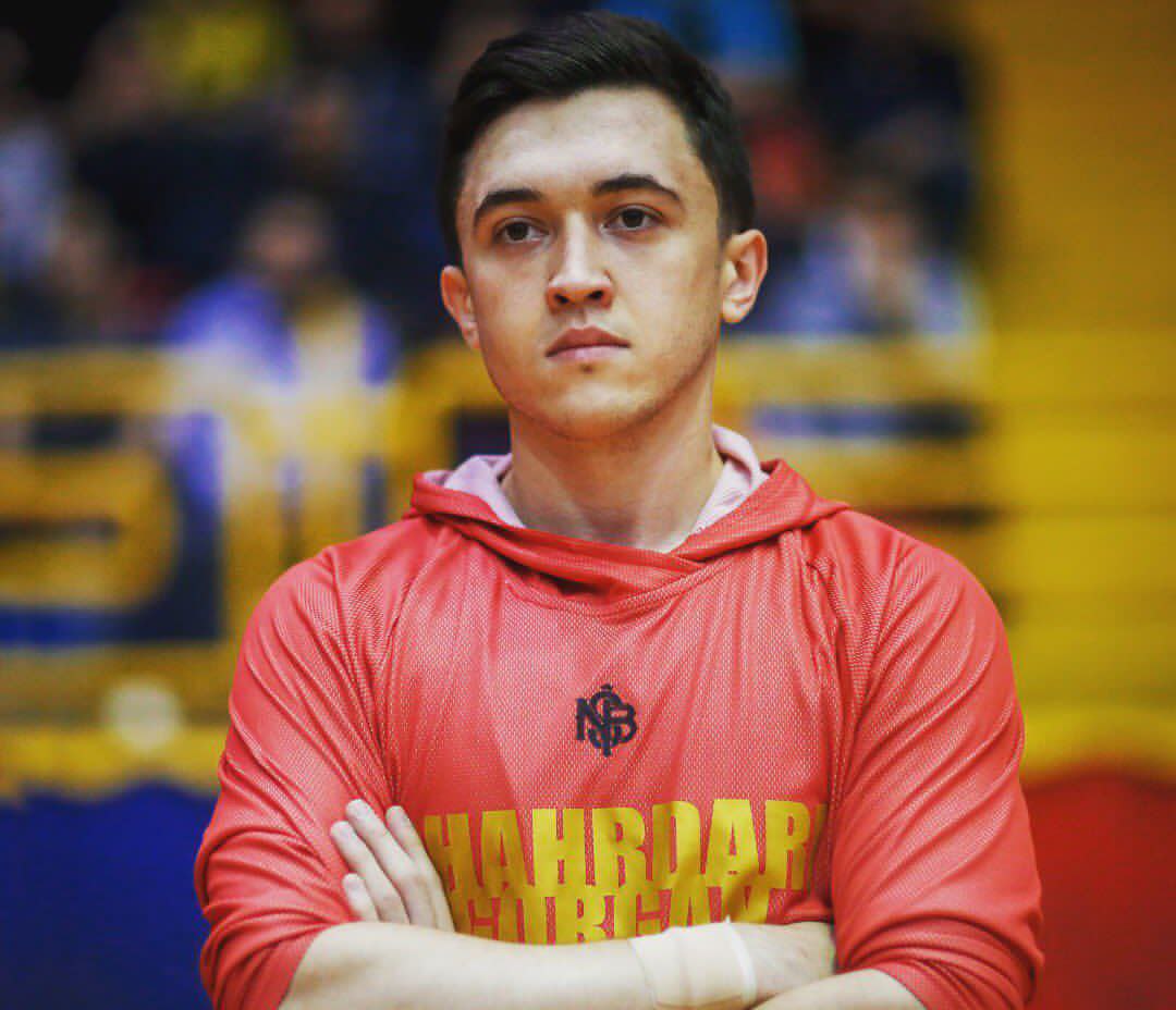 عکس مبین شیخی بازیکن بسکتبال