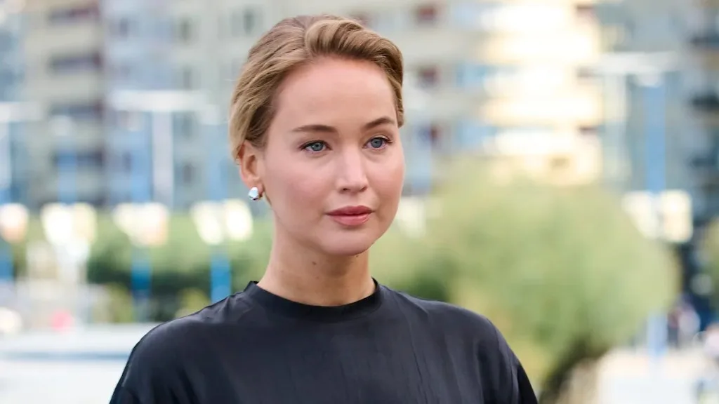 جنیفر لارنس قهرمان زن اکشن جنیفر لارنس قهرمان زن اکشن