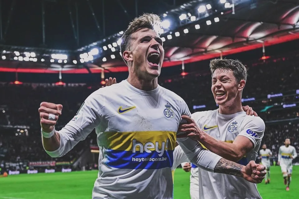 سبک بازی دنیس اکرت سبک بازی دنیس اکرت