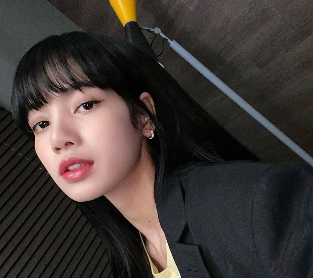 عکس لیسا بدون آرایش